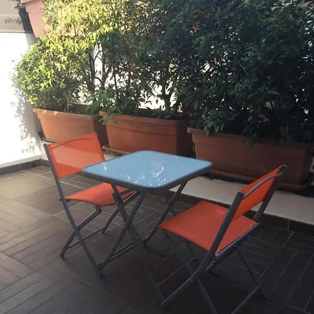 Residenza Virgiliana Con Terrazza-centro Storico Apartmán Mantova